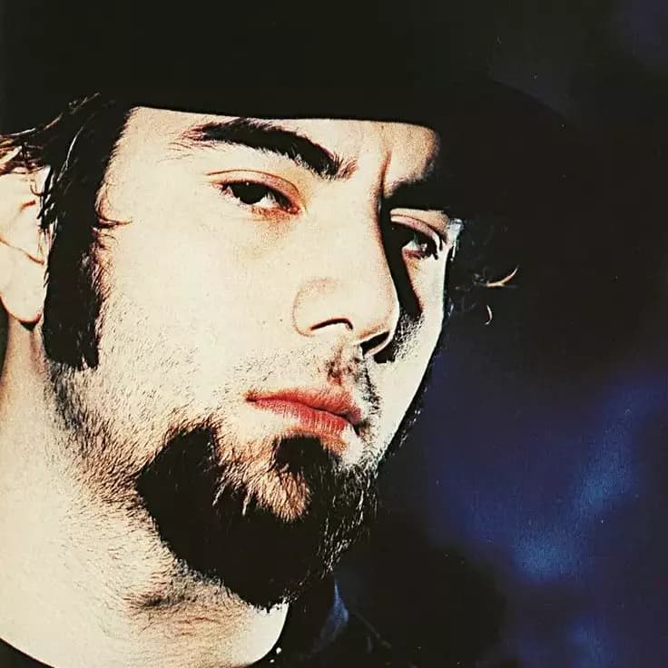 Chino moreno thumbnail