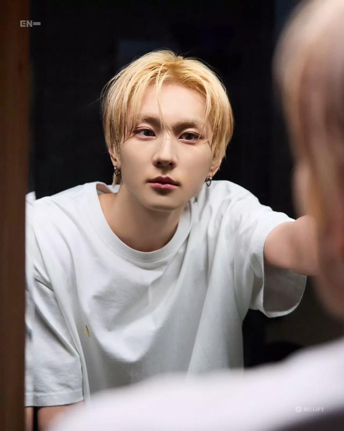 Yang Jungwon thumbnail