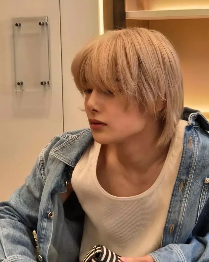 Jeongin thumbnail