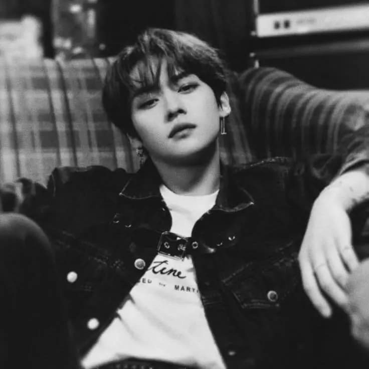 Lee know thumbnail