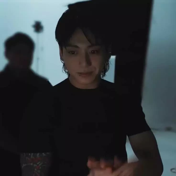 Jeon Jungkook 《lover》 thumbnail