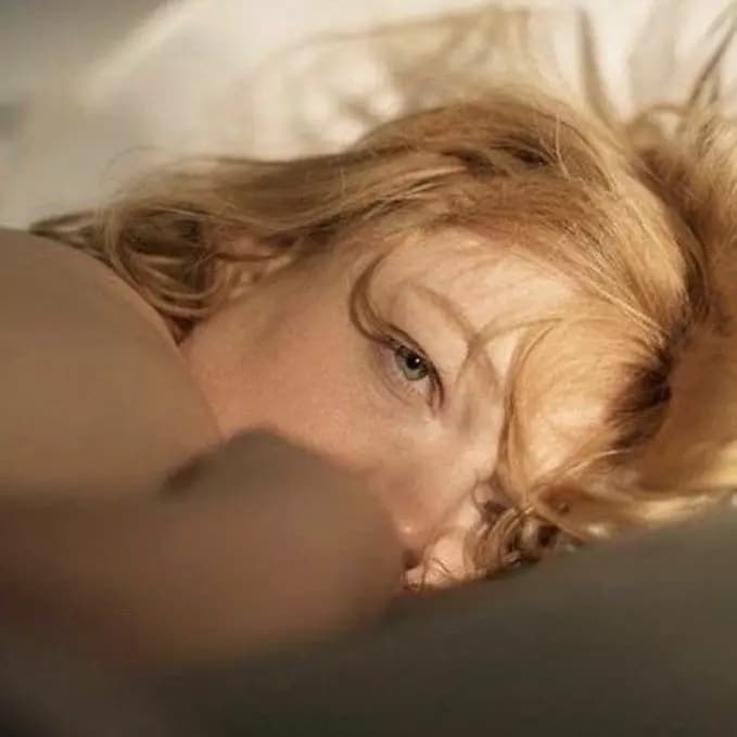 Cate Blanchett thumbnail