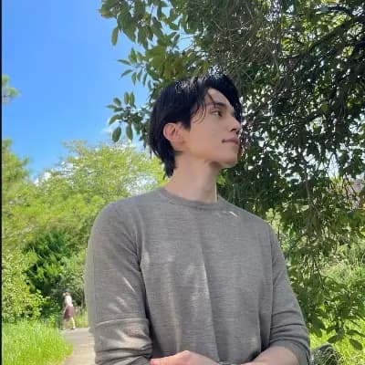 Lee Dong Wook thumbnail
