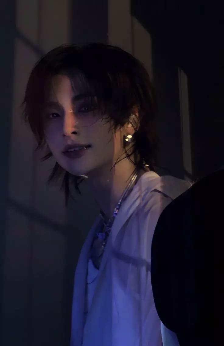 Hyunjin Hwang thumbnail