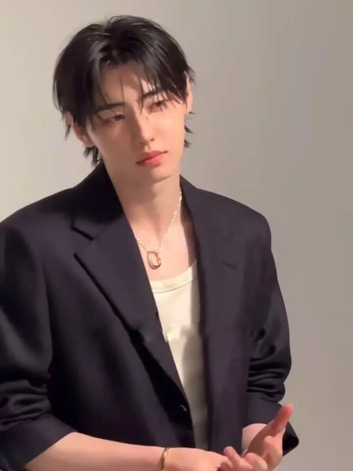 Sunghoon thumbnail