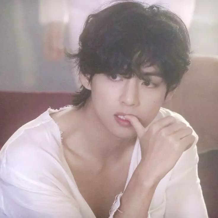 kim taehyung - he's husband of the demon thumbnail