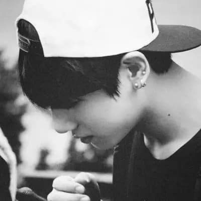 Jeon Jungkook thumbnail