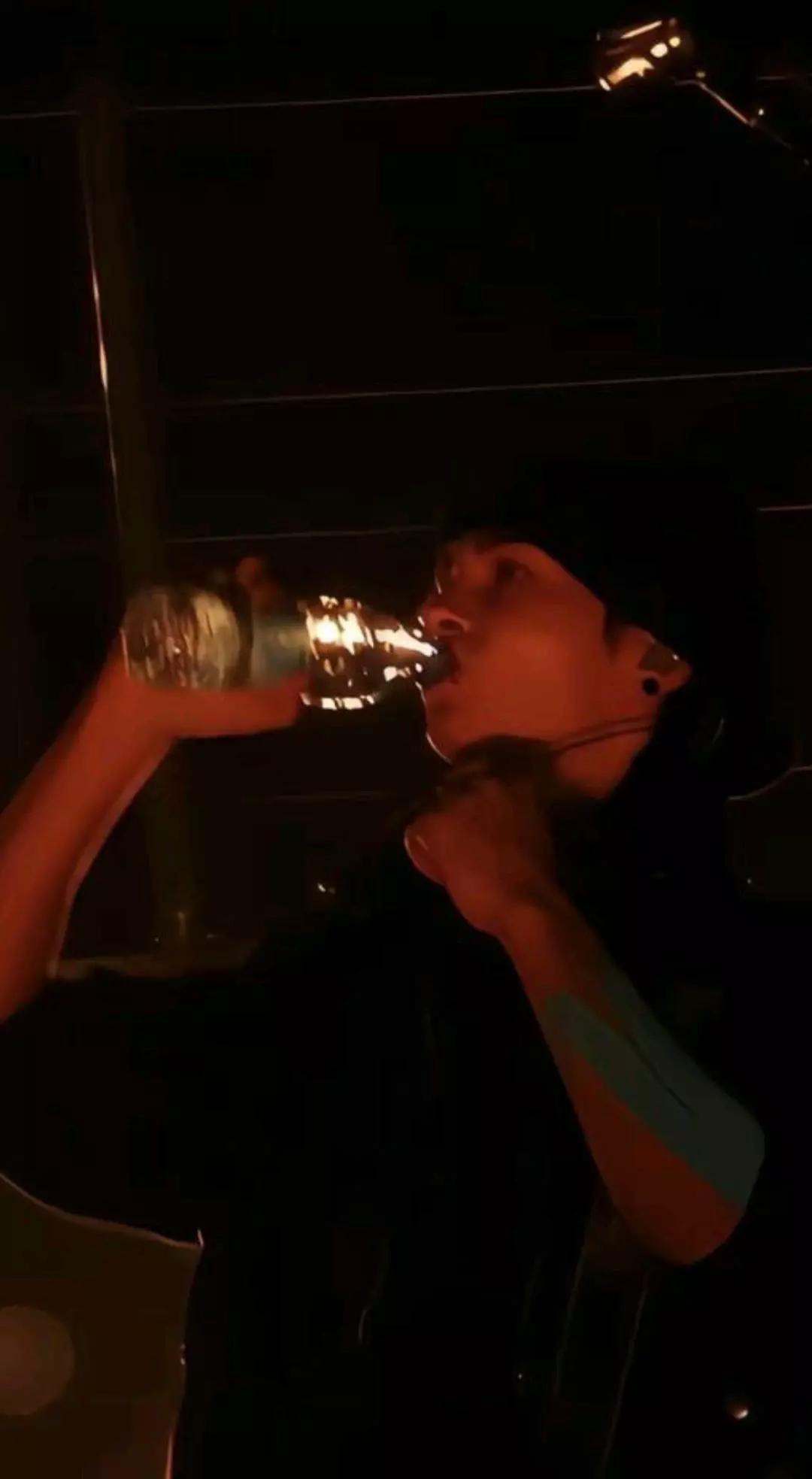 Tom kaulitz thumbnail