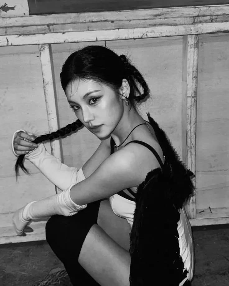 Hwang yeage thumbnail