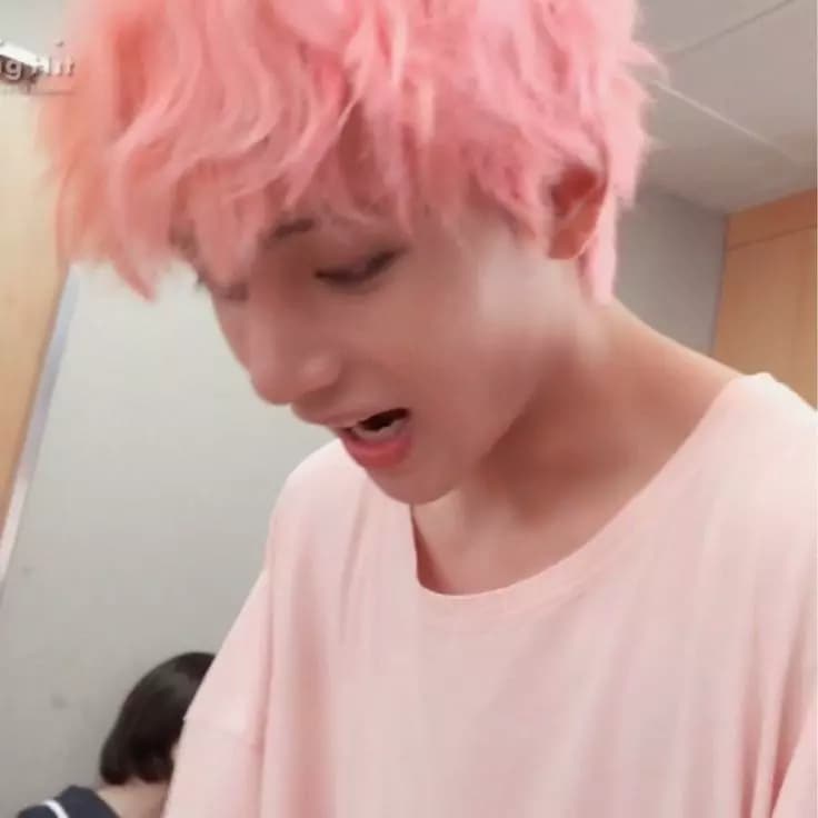 Taehyung (omega, gay.) thumbnail