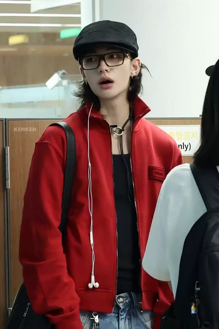 Hyunjin thumbnail