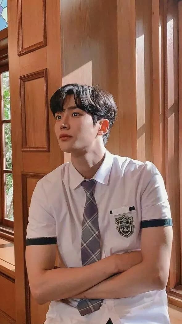 Rowoon thumbnail