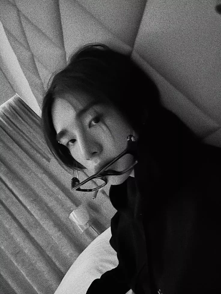 Hwang Hyunjin. thumbnail