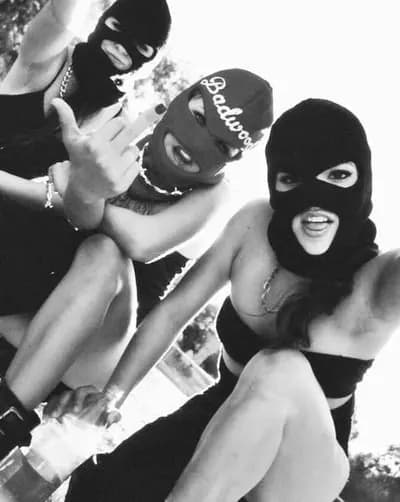 Gangters girls thumbnail