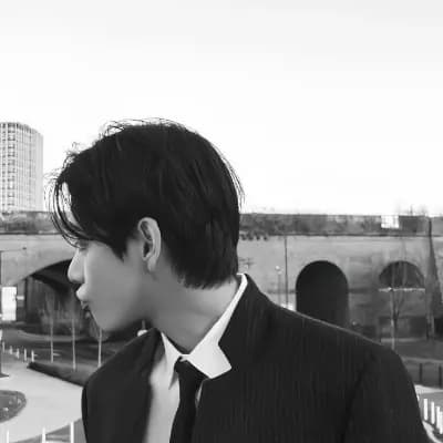 Kim Taehyung thumbnail