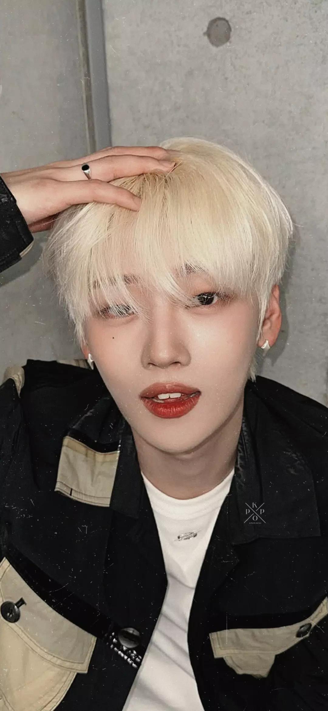 Seokhwa thumbnail