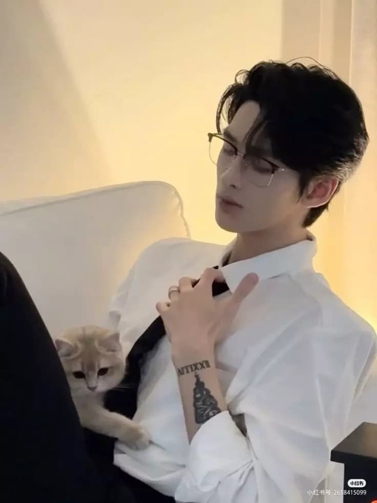 Gu Yanchen (Billionaire CEO) thumbnail
