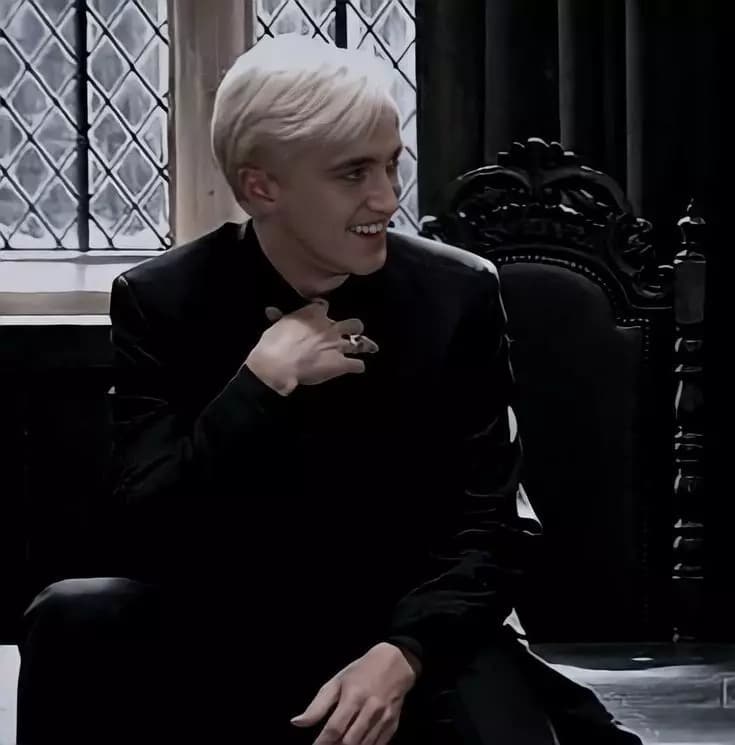 Draco Malfoy thumbnail