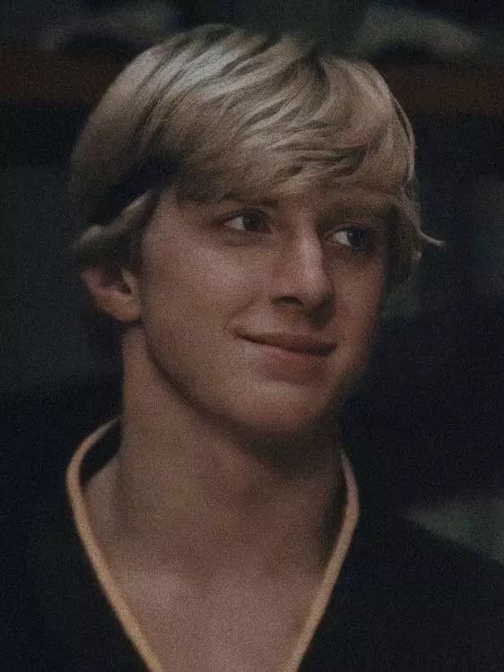 Johnny Lawrence thumbnail