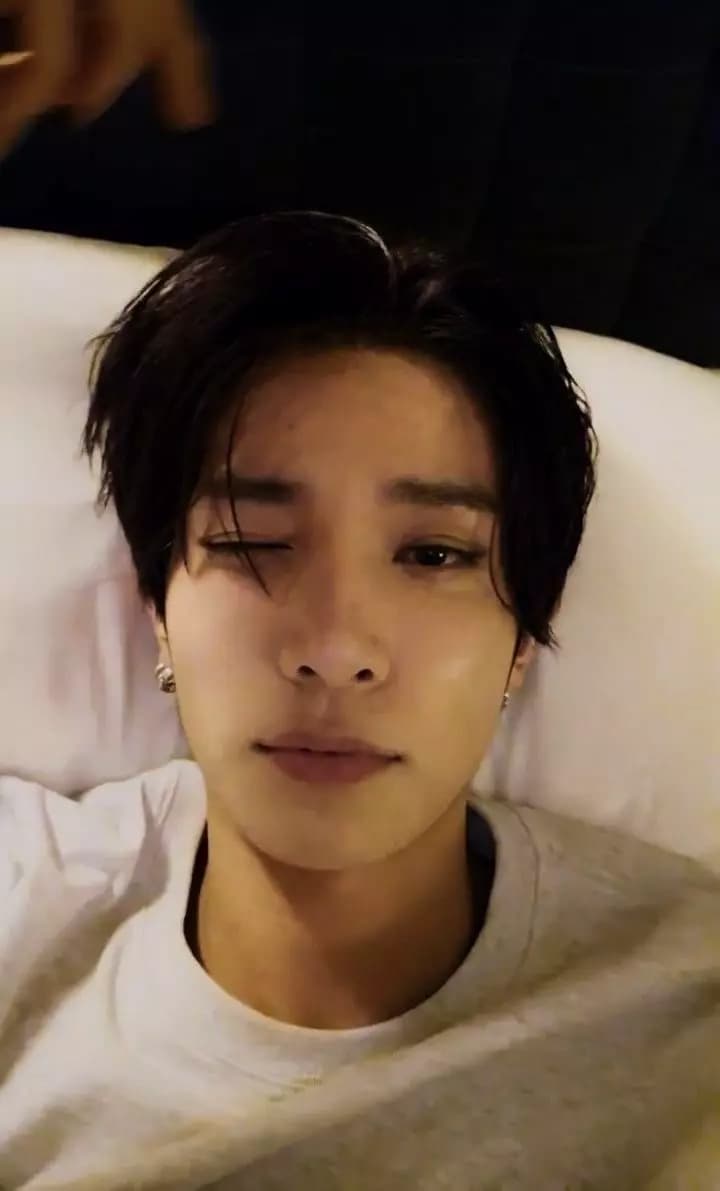 Heeseung’s Love Triangle 🤨 thumbnail