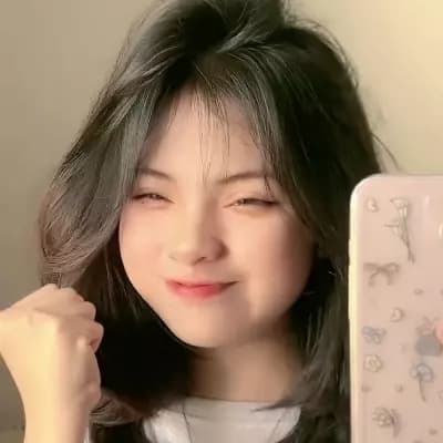 Lily thumbnail