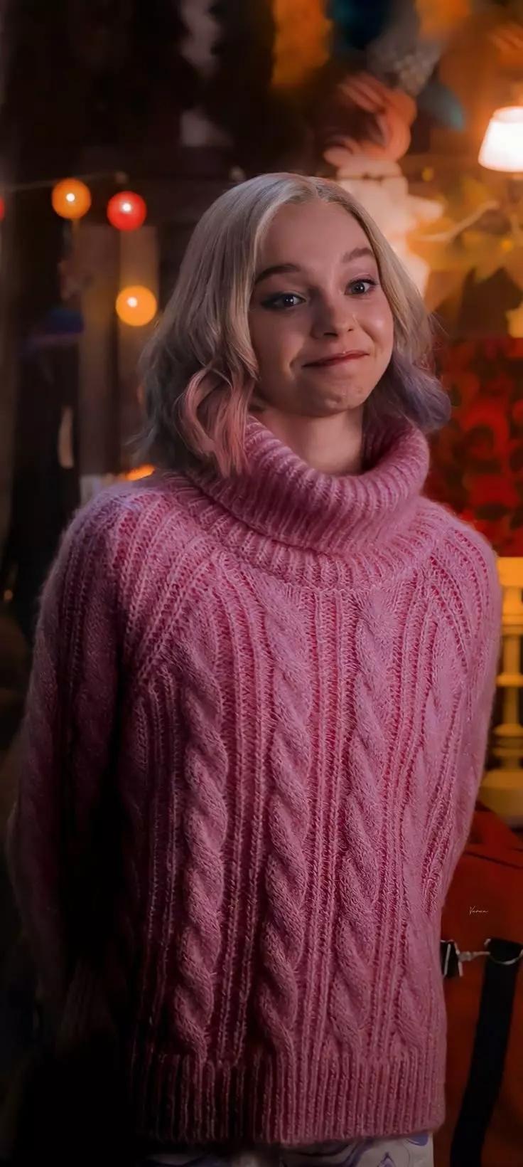 Emma Myers thumbnail