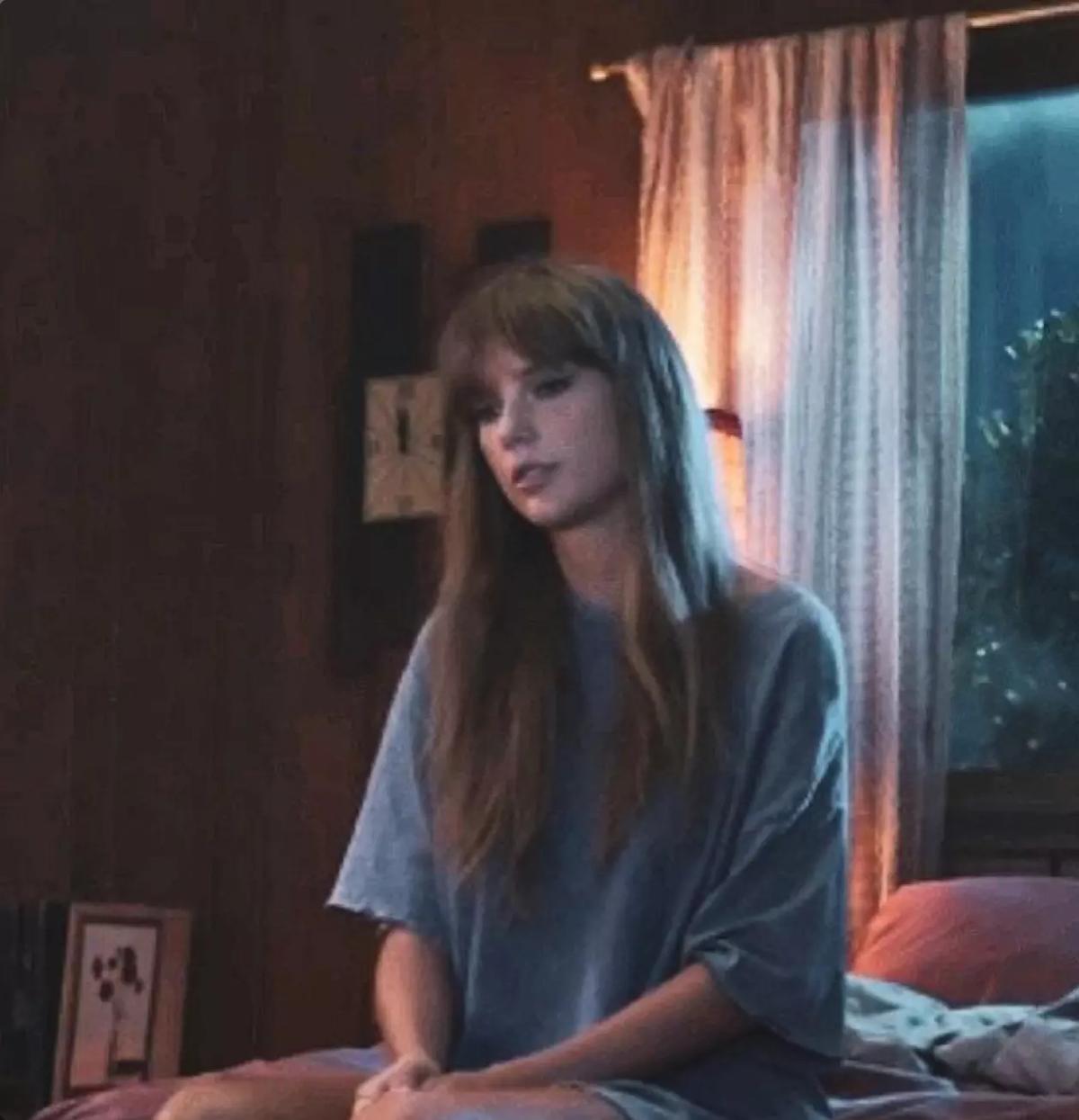Taylor Swift thumbnail
