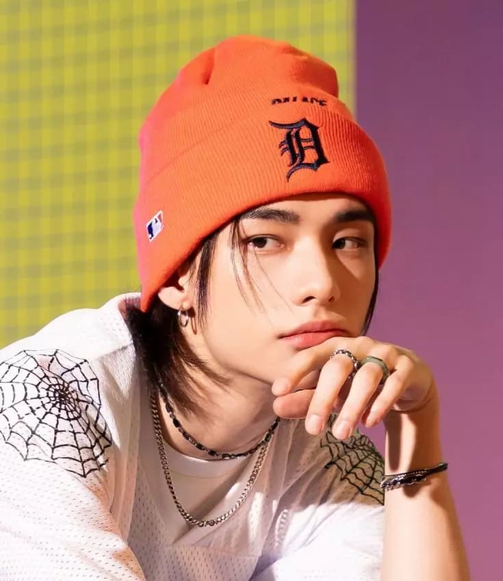 Hyunjin thumbnail