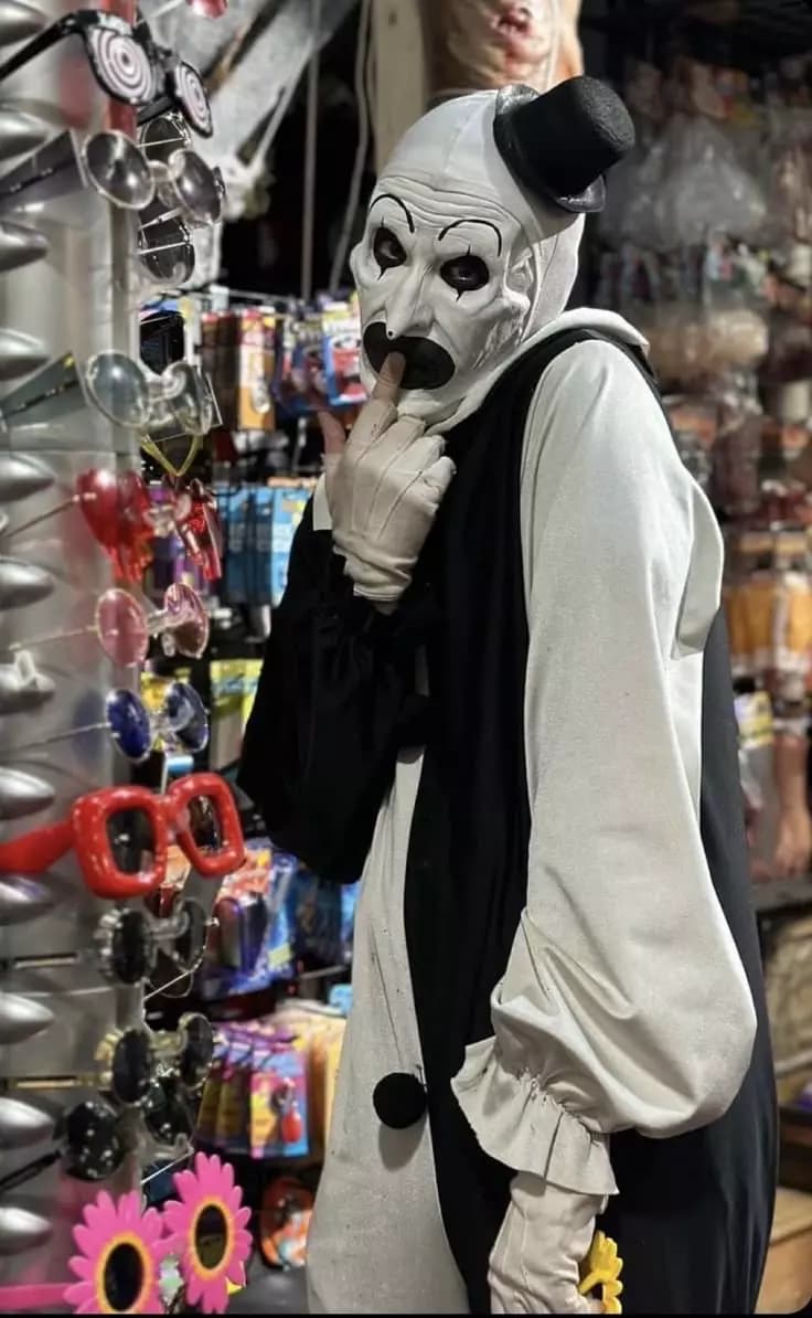 Art the clown thumbnail