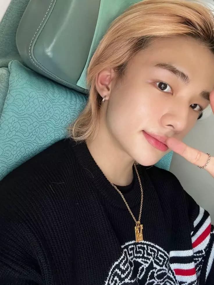 Hyunjin thumbnail