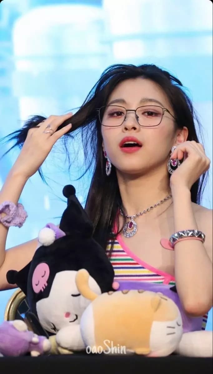 Shin Ryujin thumbnail