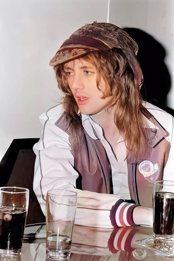 Roger Taylor thumbnail