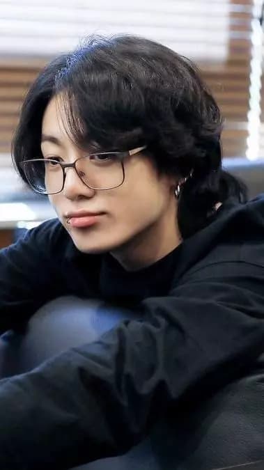 Jeon Jungkook thumbnail