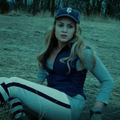 Rosalíe Hale thumbnail