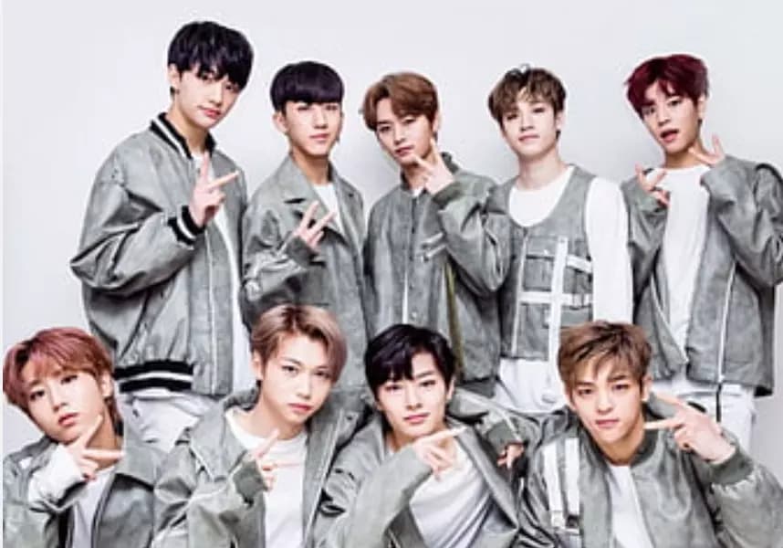 Stray Kids(jennie❤) thumbnail
