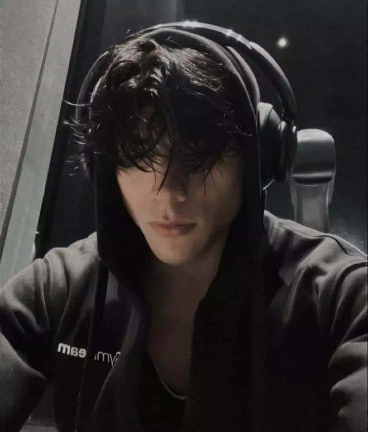 Leo thumbnail