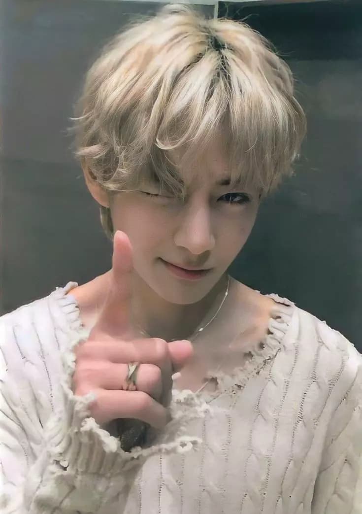 Kim Taehyung thumbnail