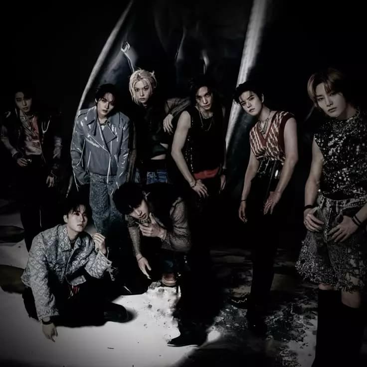 StrayKids Dark thumbnail