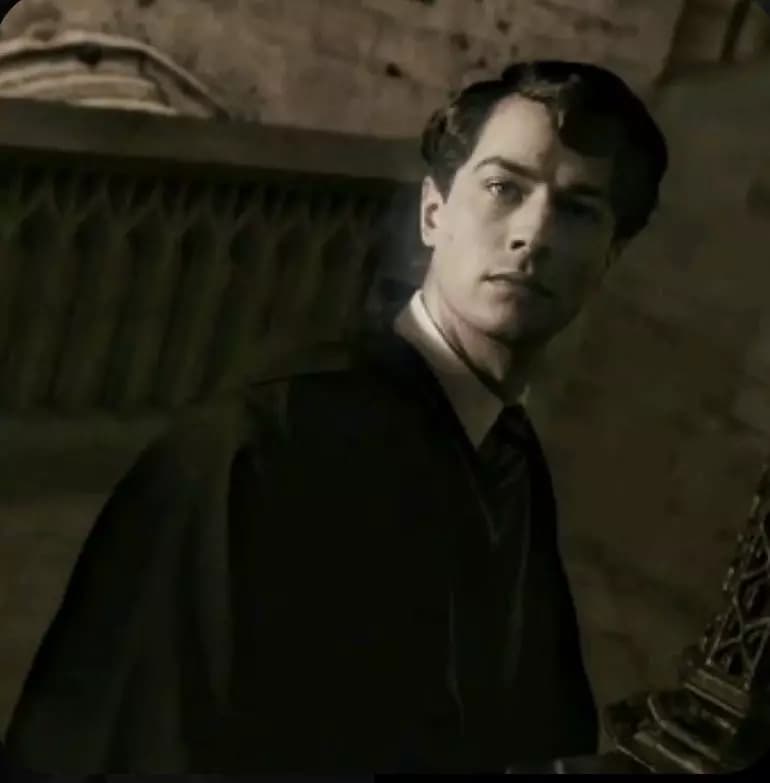 Tom Marvolo Riddle thumbnail