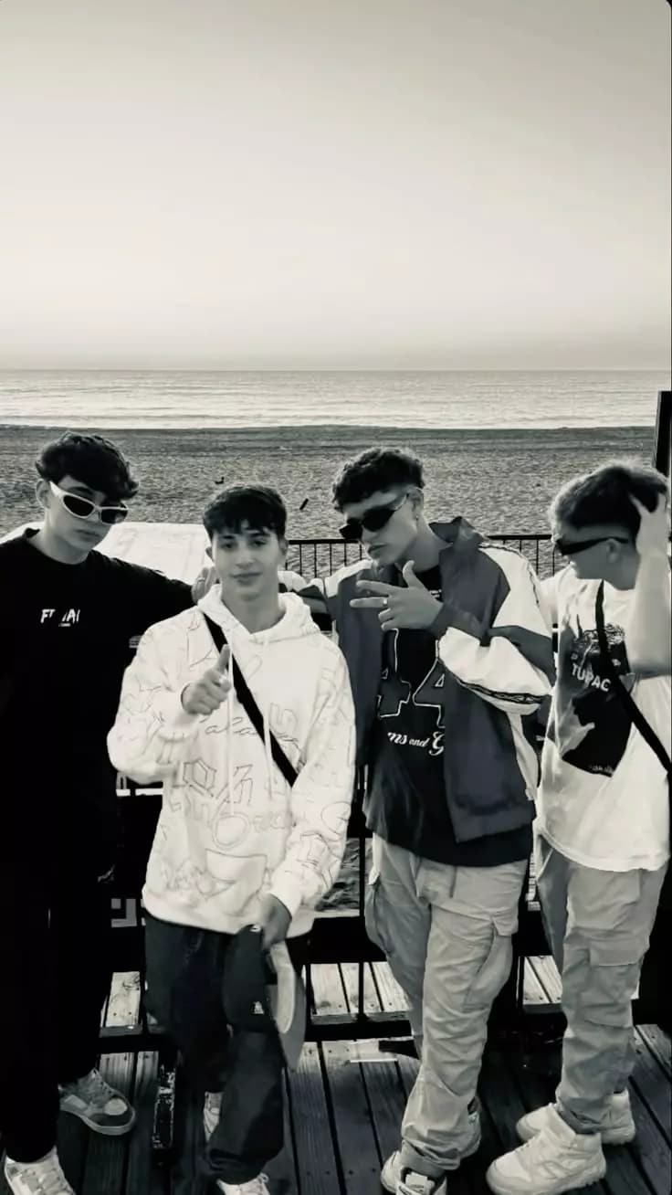 Caio, Benjamin, Lucas and Rafael thumbnail
