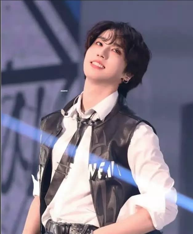 Han Jisung thumbnail