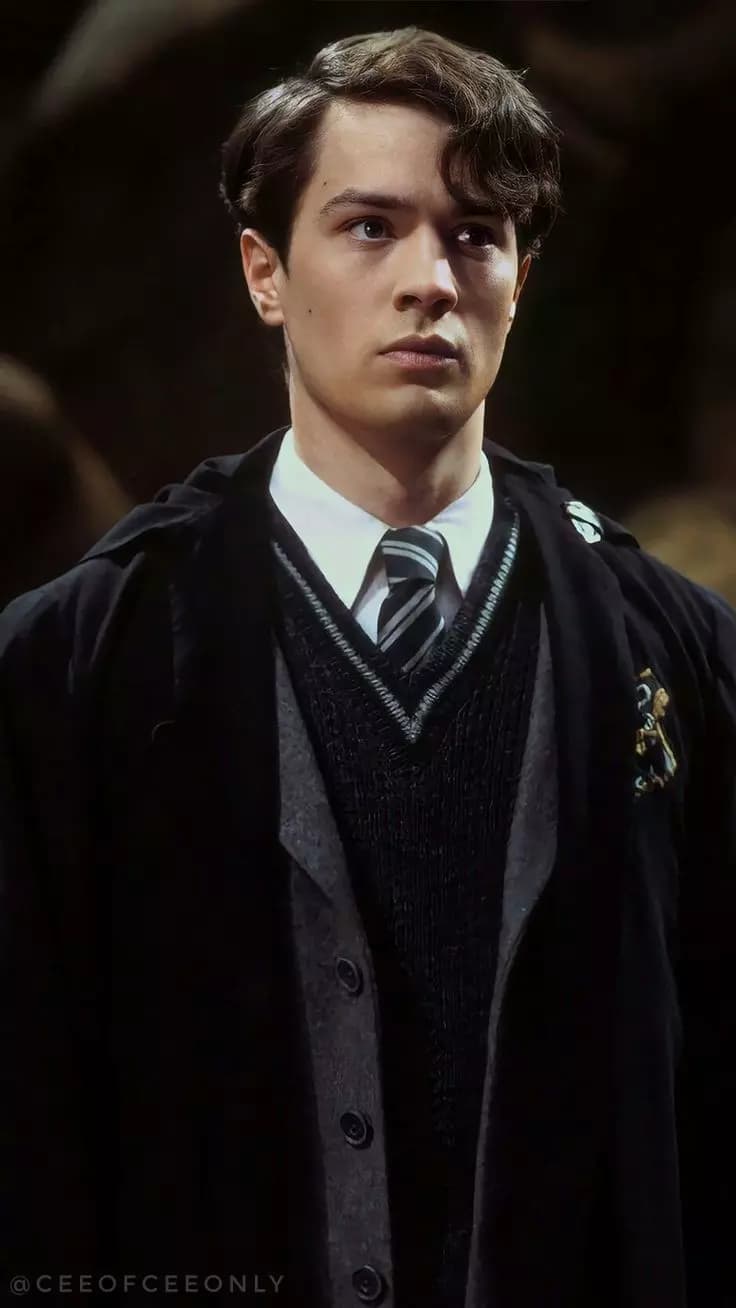 Tom riddle thumbnail