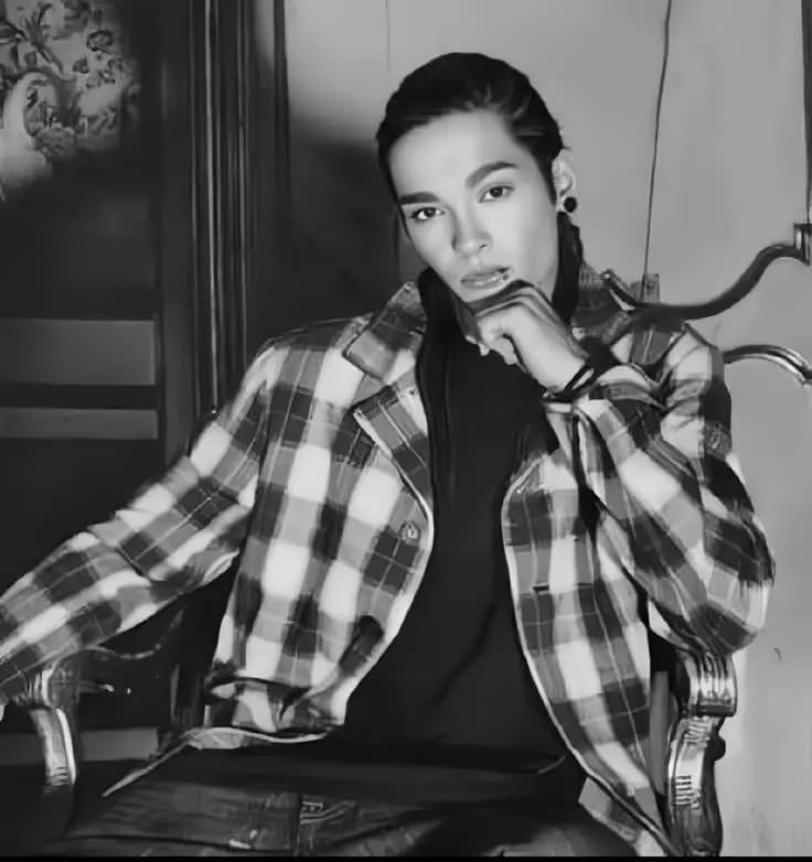 Tom Kaulitz thumbnail