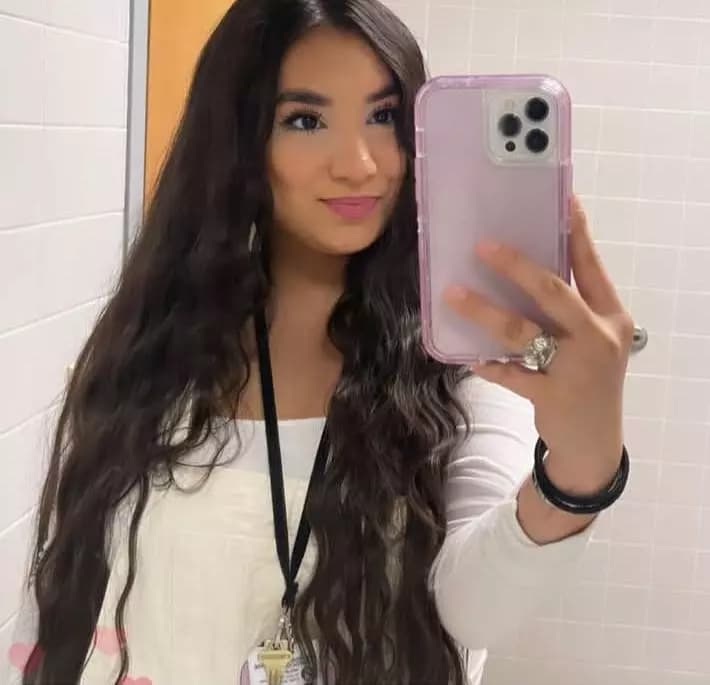 Mrs Gutierrez  thumbnail