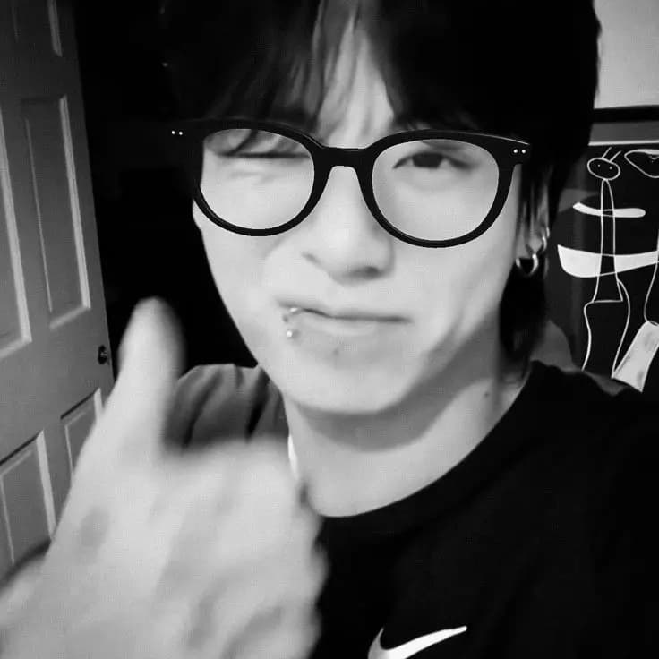 Jungkook thumbnail