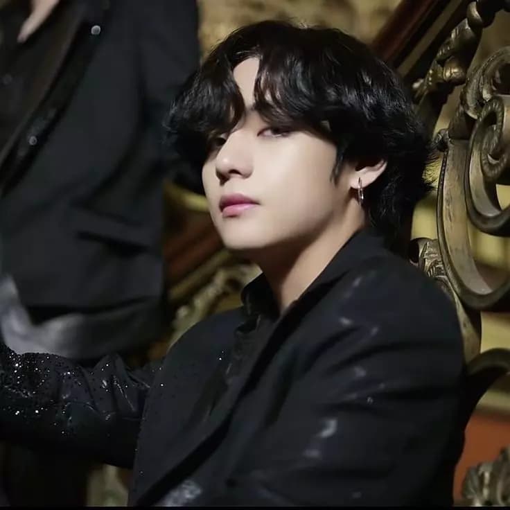 Kim Taehyung thumbnail