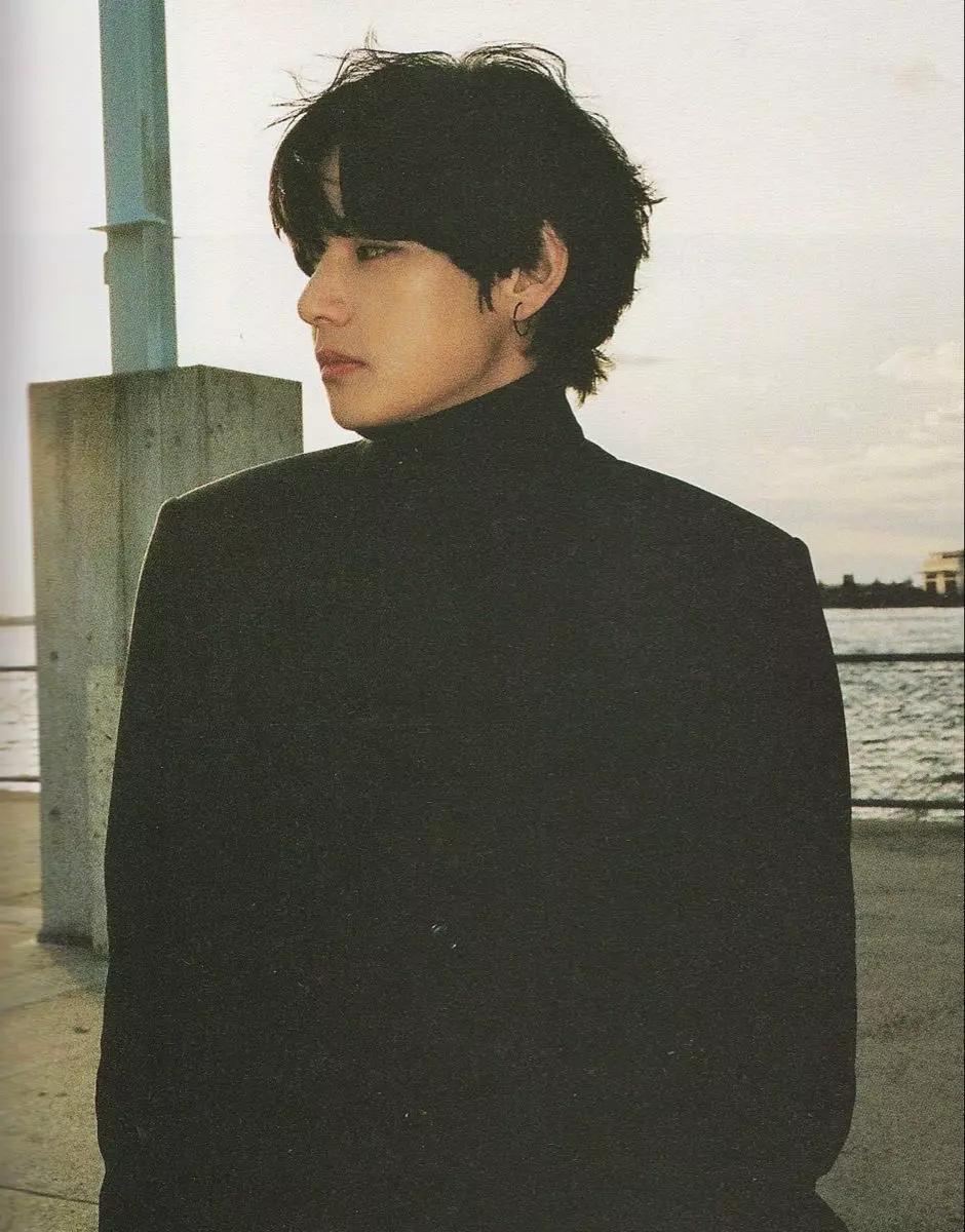 Kim Taehyung thumbnail