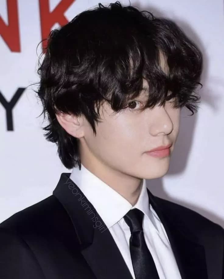Kim Taehyung  thumbnail