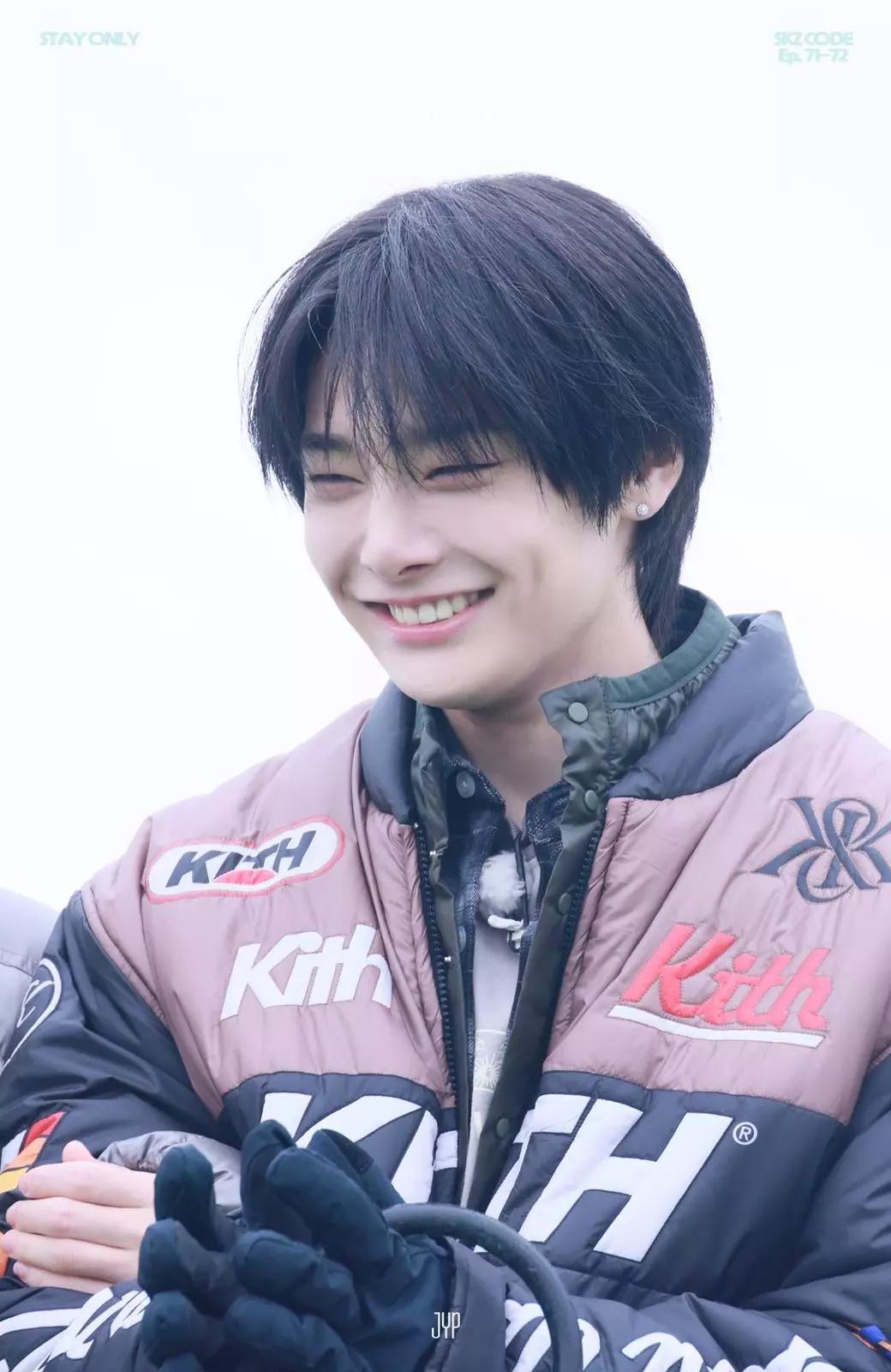 Jeongin thumbnail