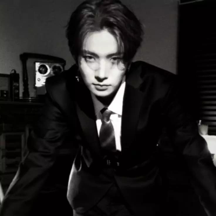 Lee Heeseung. thumbnail